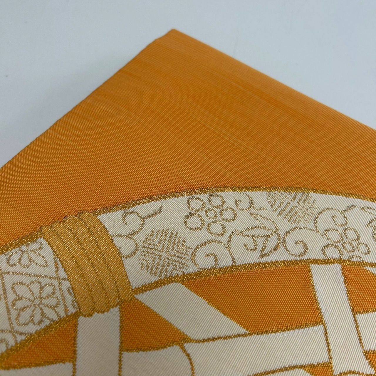 名古屋帯 正絹 爪掻き綴れ 上品織出し 八寸 MA-888 - メルカリ