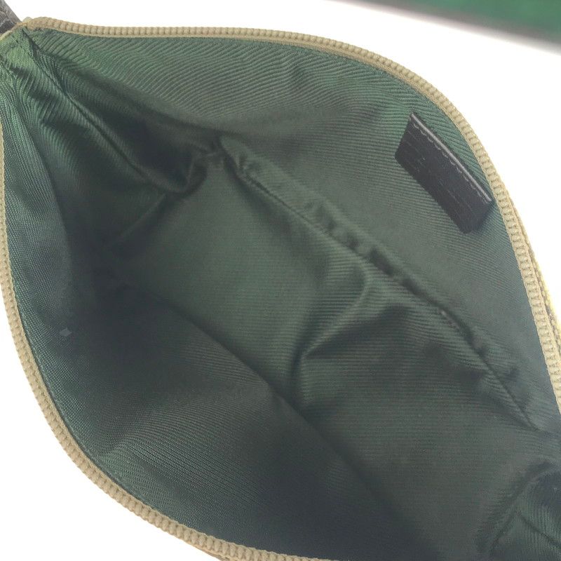 180-251107-rt-25-tag