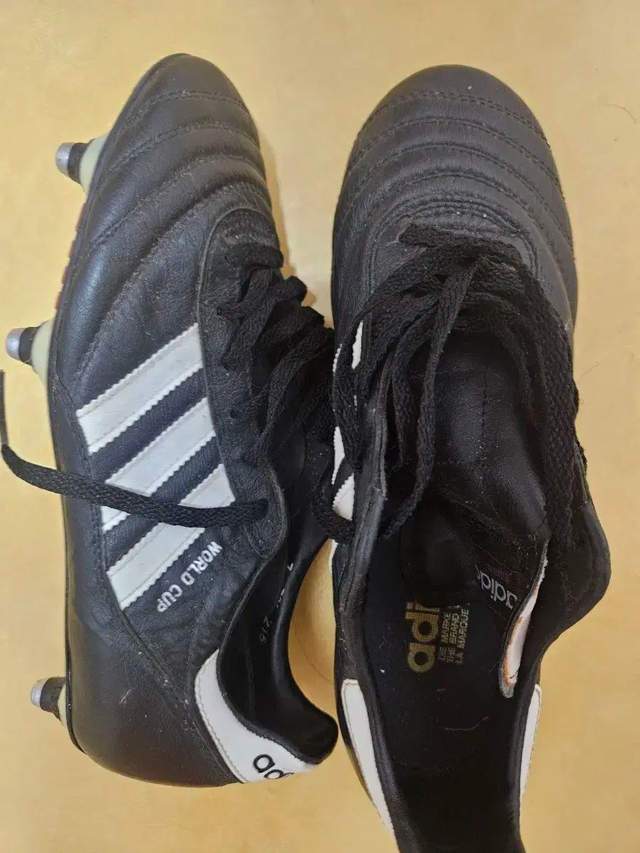 アディダス サッカーシューズ コパムンディアル