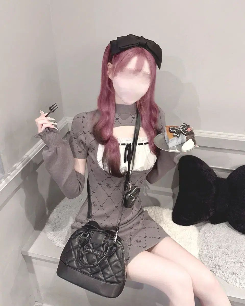 허니뮤 암워머 모노그램 원피스 LOVE YOURSELF 承 Her ウール ミュウ ONE ONE PIECE gram モノ モノグラム ウォーマー