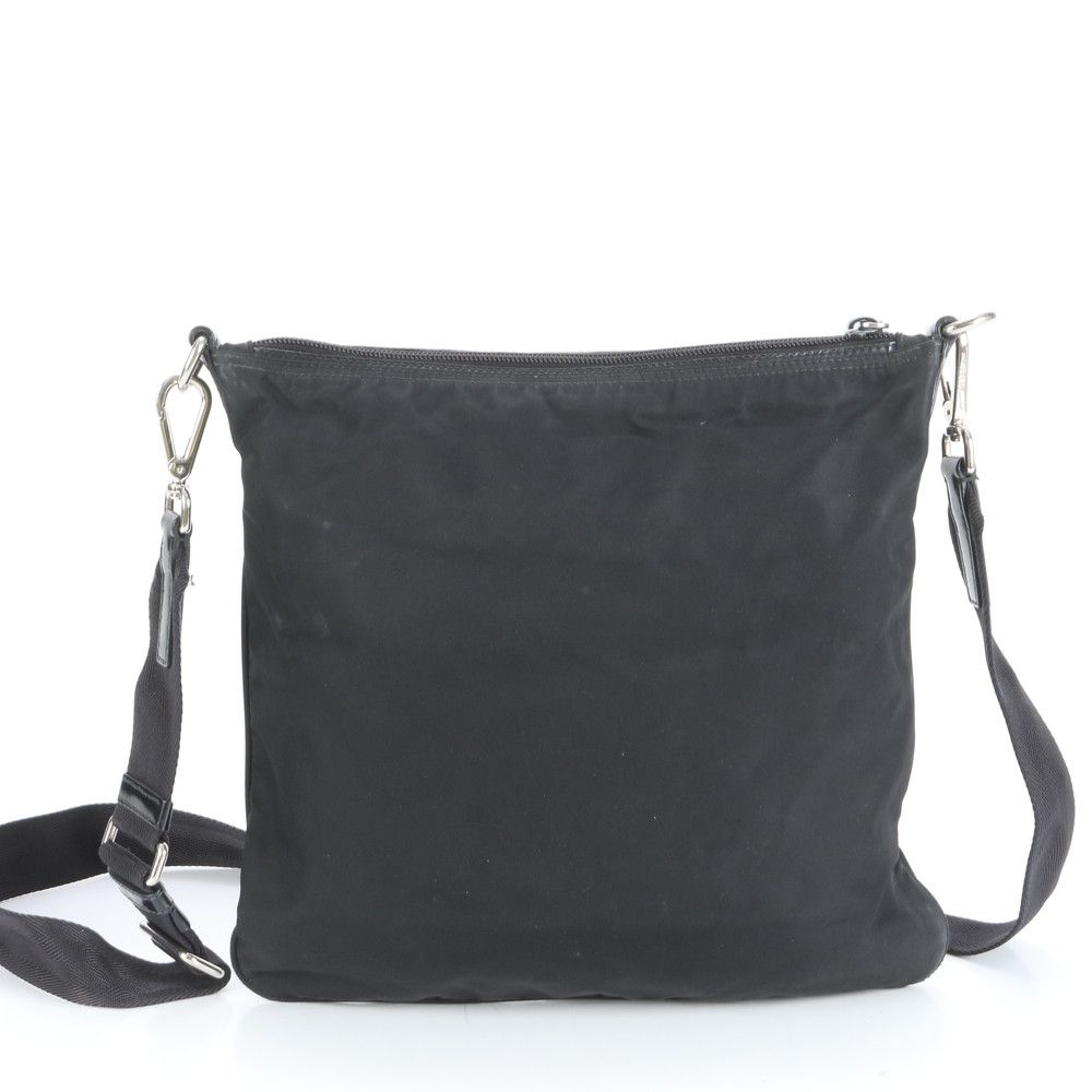 【極美品】PRADA テスートナイロン　メッセンジャーバッグ　トライアングルロゴ 極美品 プラダ テスート ナイロン 三角 トライアングル ロゴ