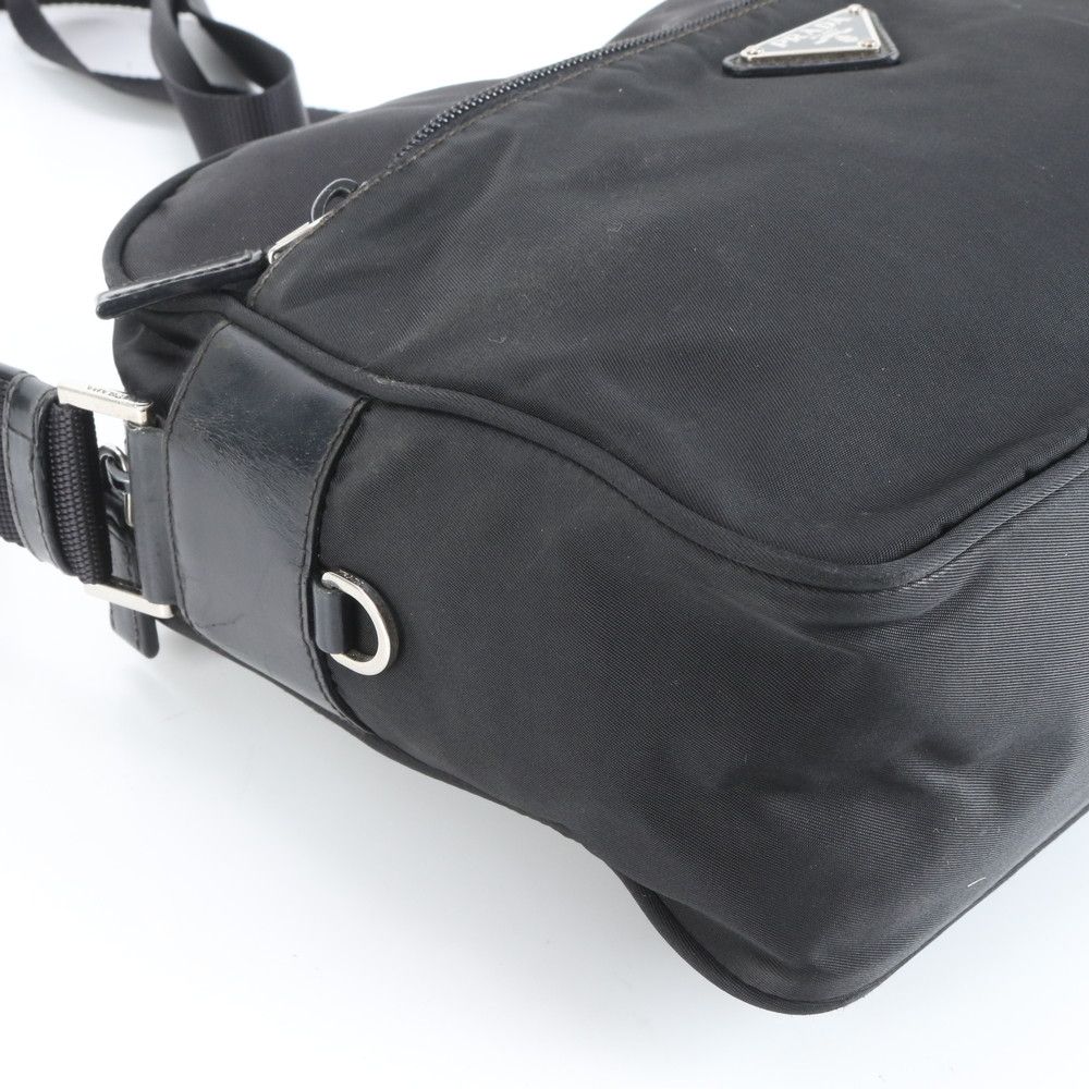 美品 プラダ テスート ナイロン 三角 トライアングル ロゴ
