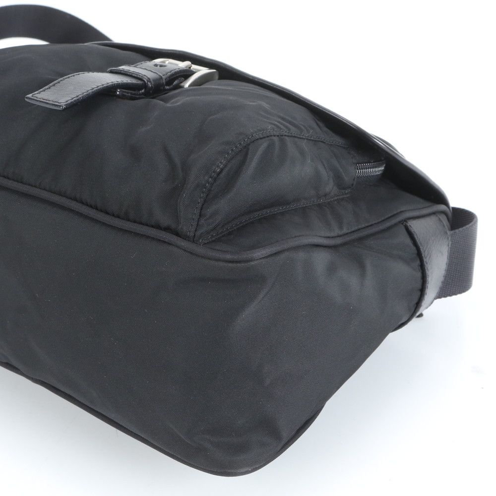 極美品 プラダ テスート ナイロン 三角 トライアングル ロゴ