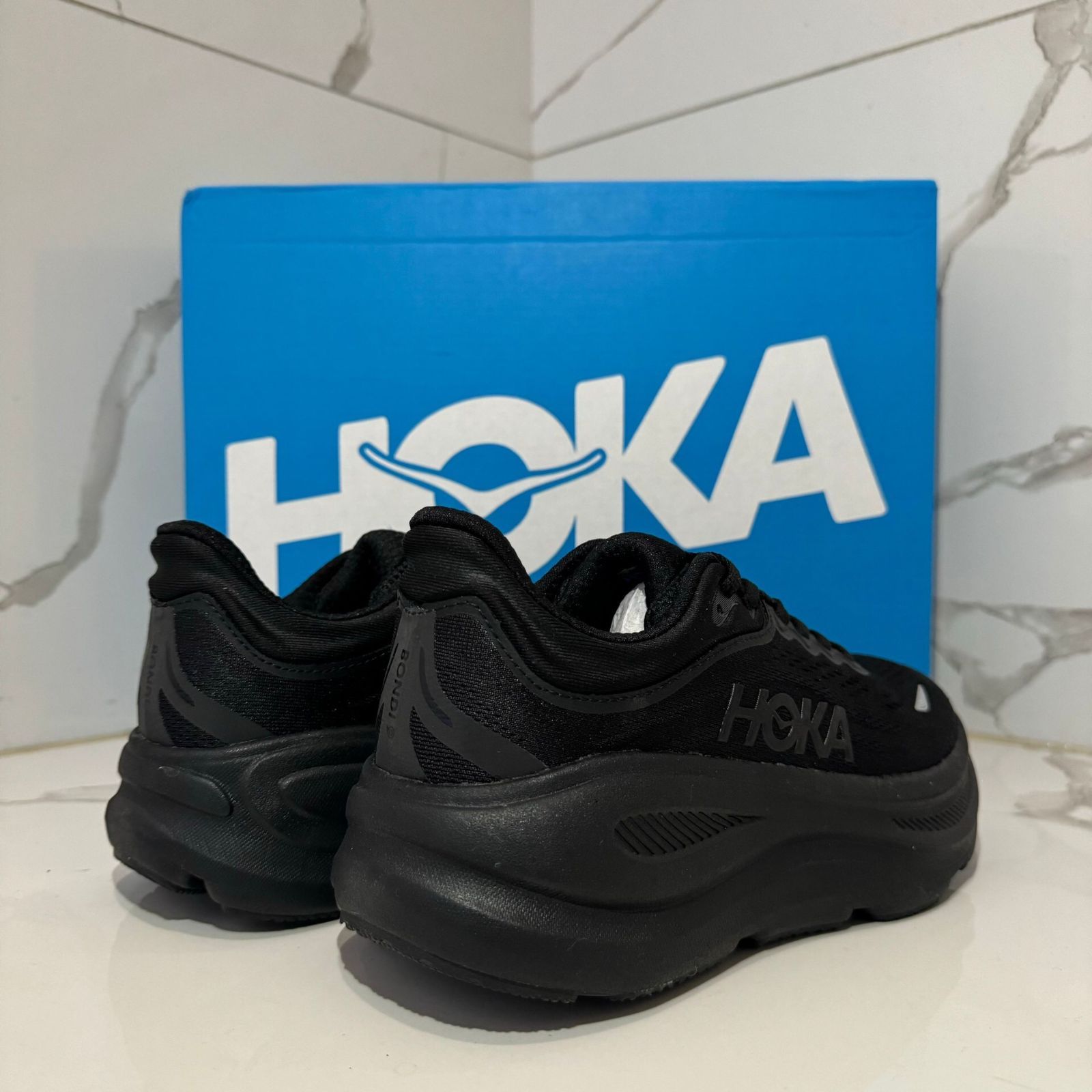  HOKA ONE ホカ オネオネ Bondi 9 ボンダイ ジョギングシューズ ランニングシューズ 靴 スニーカー スポーツ ブラック スニーカー 靴