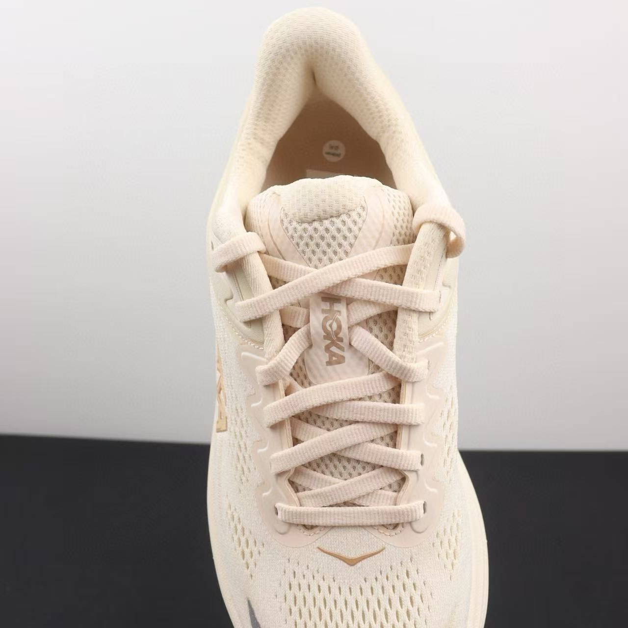  HOKA ONE ホカ オネオネ ボンダイ 9 Bondi Oatmeal OatMilk ランニングシューズ ジョギングシューズ スニーカー 靴