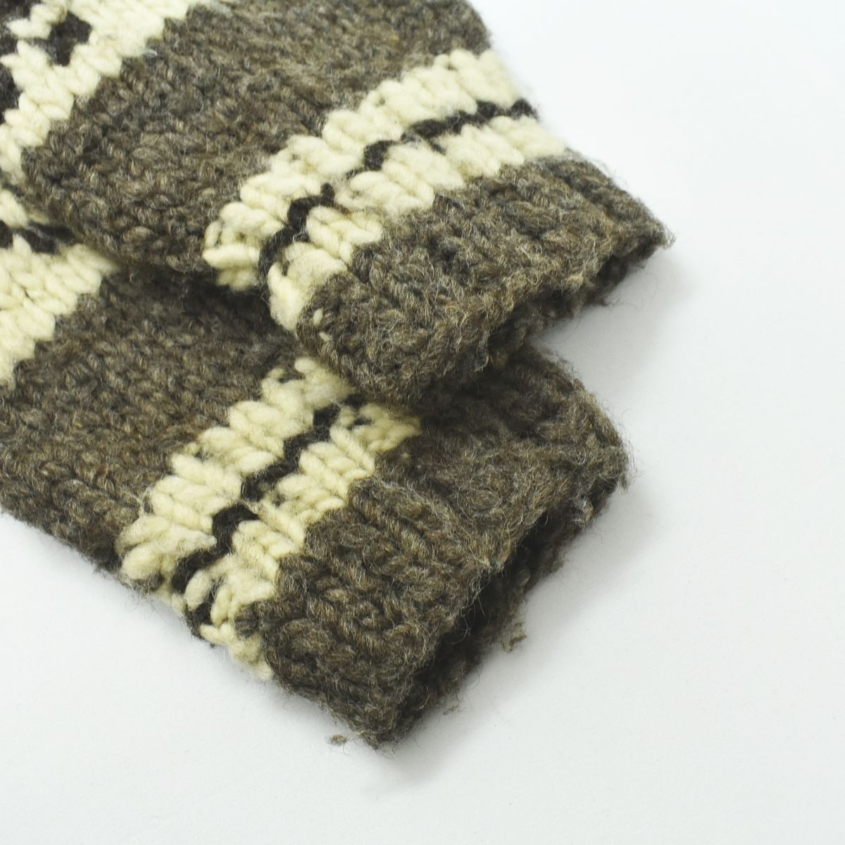 70s80s カナダ製 MODESTE INDIAN カウチンセーター 鹿柄 - メルカリ