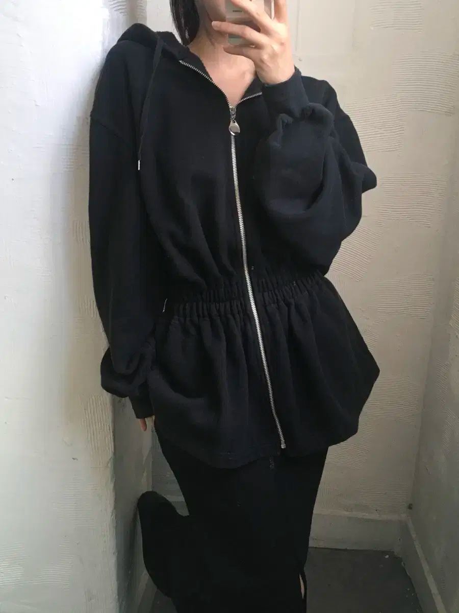 ジャンポール ゴルチエ ブラック フードジップアップ