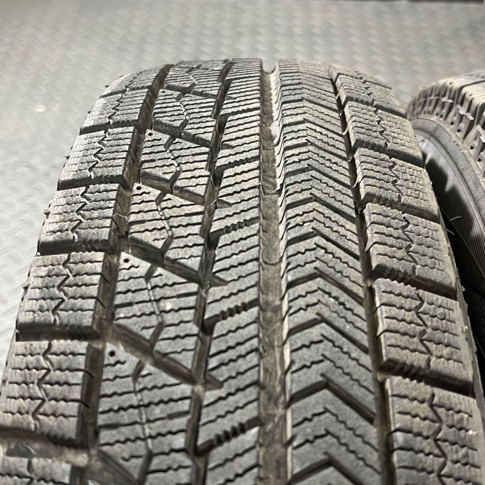 ブリザックVRX ダイハツ