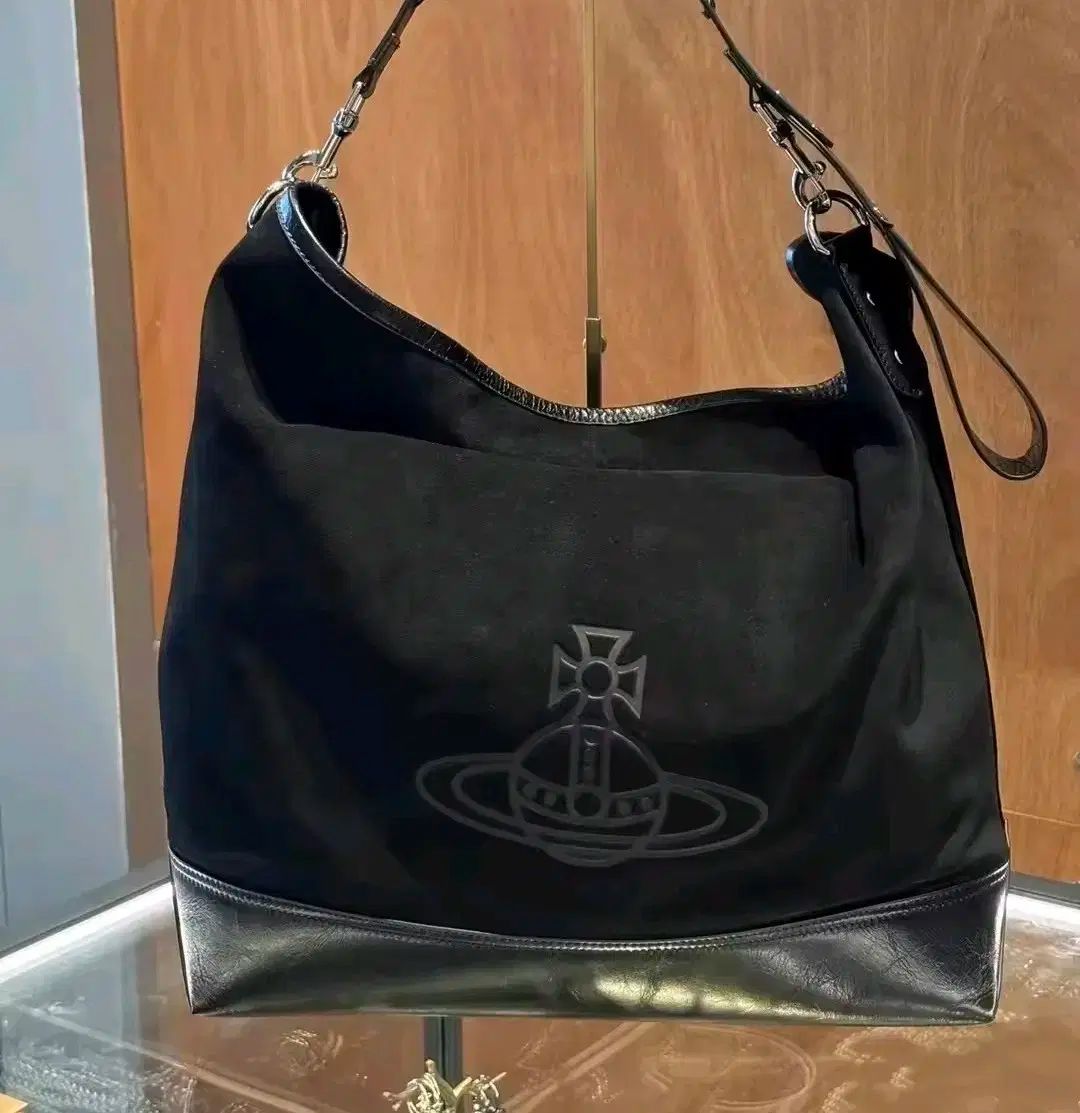 ヴィヴィアン ウエストウッド レディースバッグ スウェード ショルダーバッグ