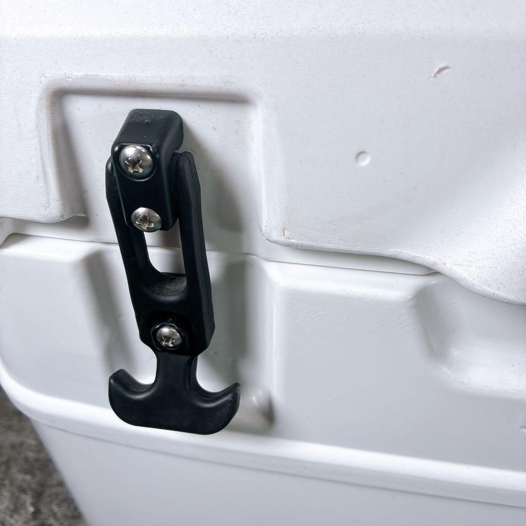 クーラーボックス