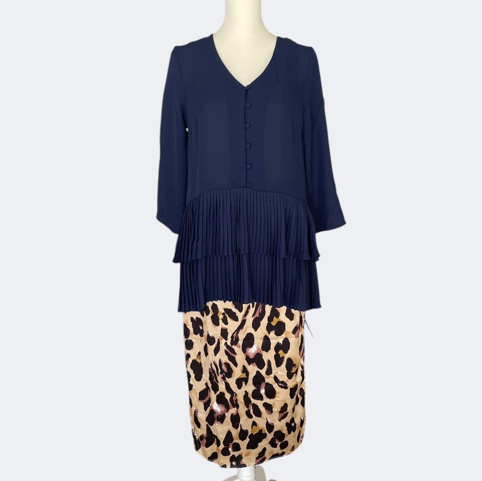 体型カバーの細見えブラウストップス