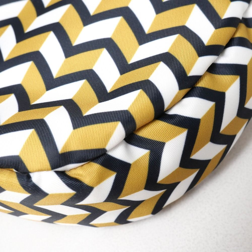 ショルダーバッグ ブランド古着