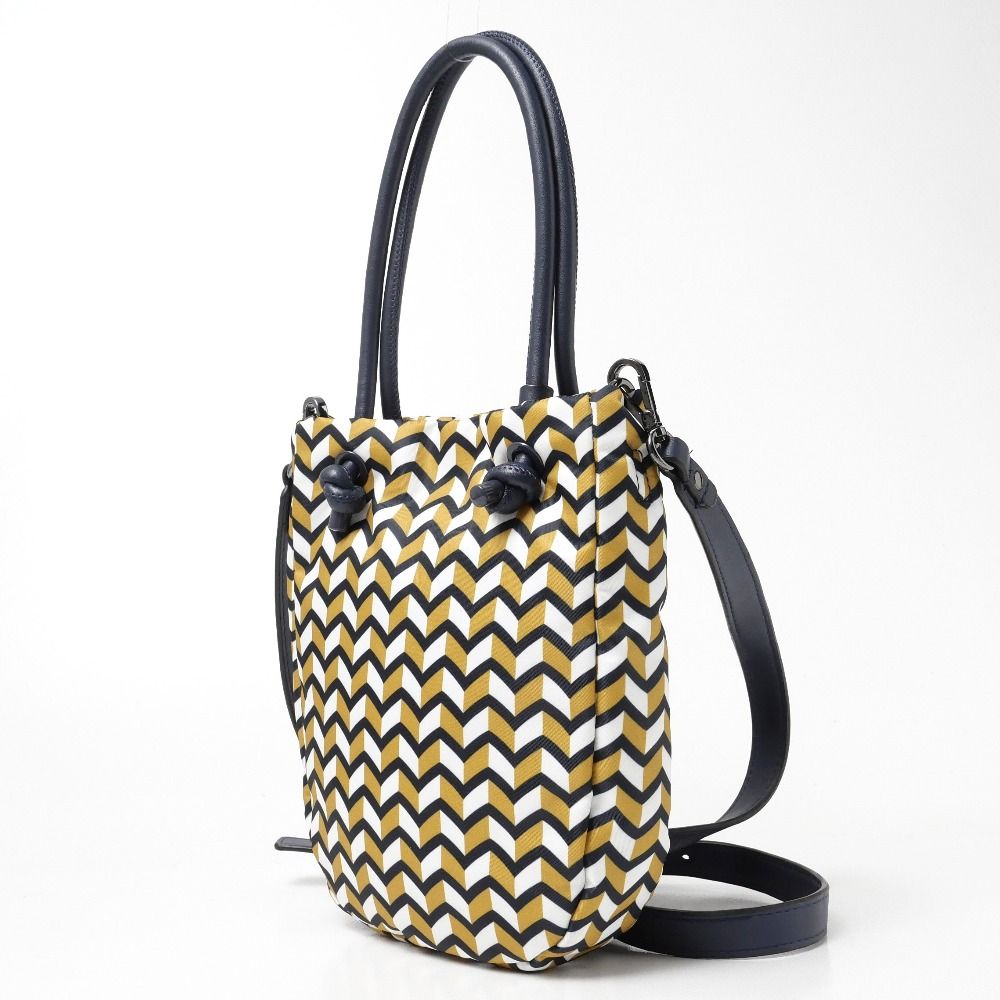 Weekend Max Mara ウィークエンド マックスマーラ ハンドバッグ 2WAY シェブロン柄 ショルダーバッグ ブランド古着 20251107 RA6466