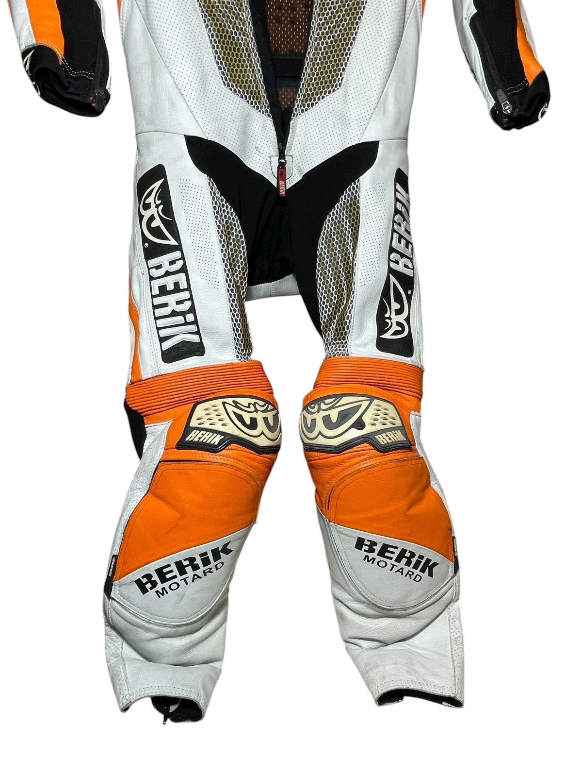 MFJ公認 BERIK ベリック SuperMotard レーシングスーツ 皮ツナギ M