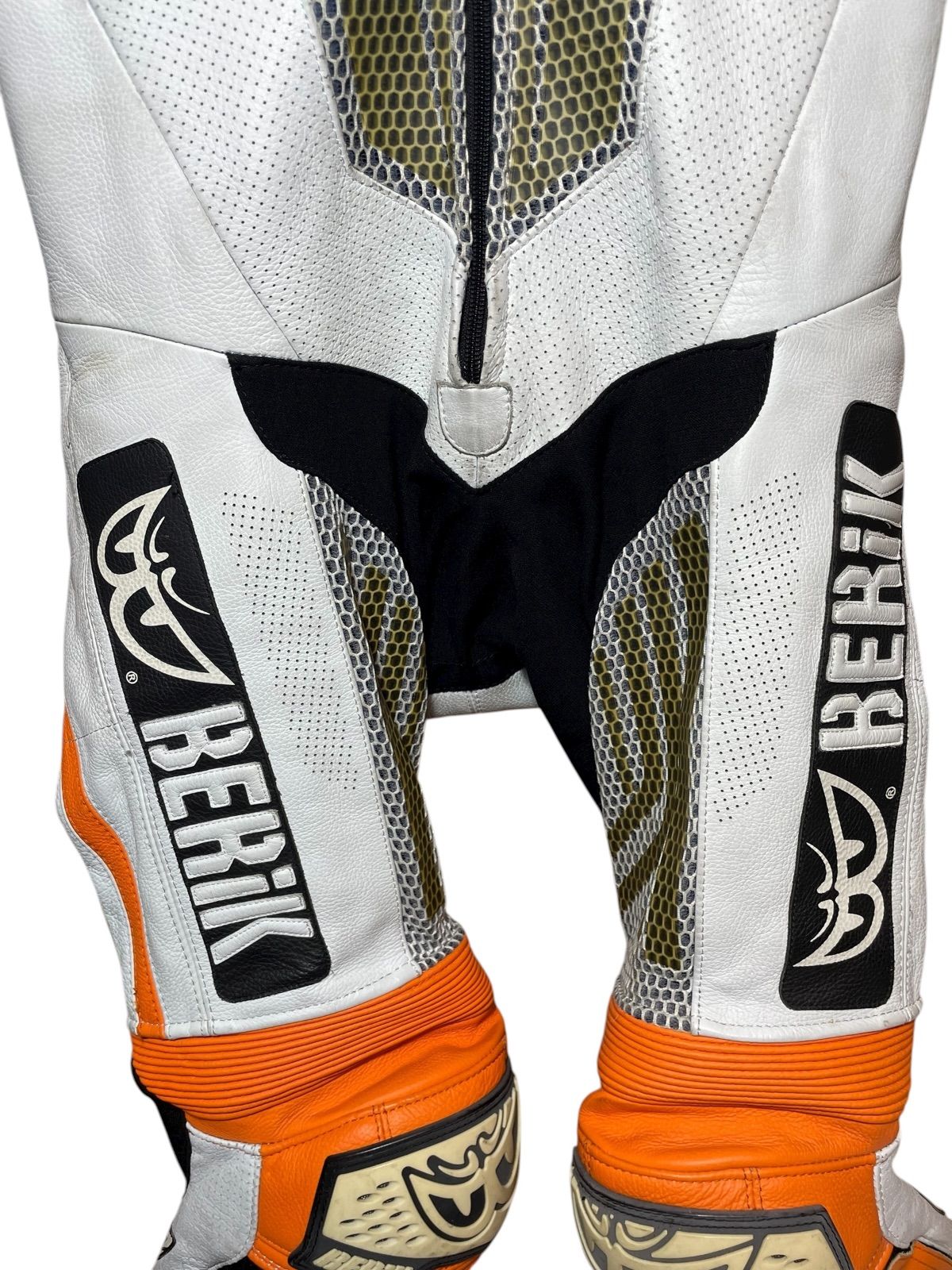 MFJ公認 BERIK ベリック SuperMotard レーシングスーツ 皮ツナギ M