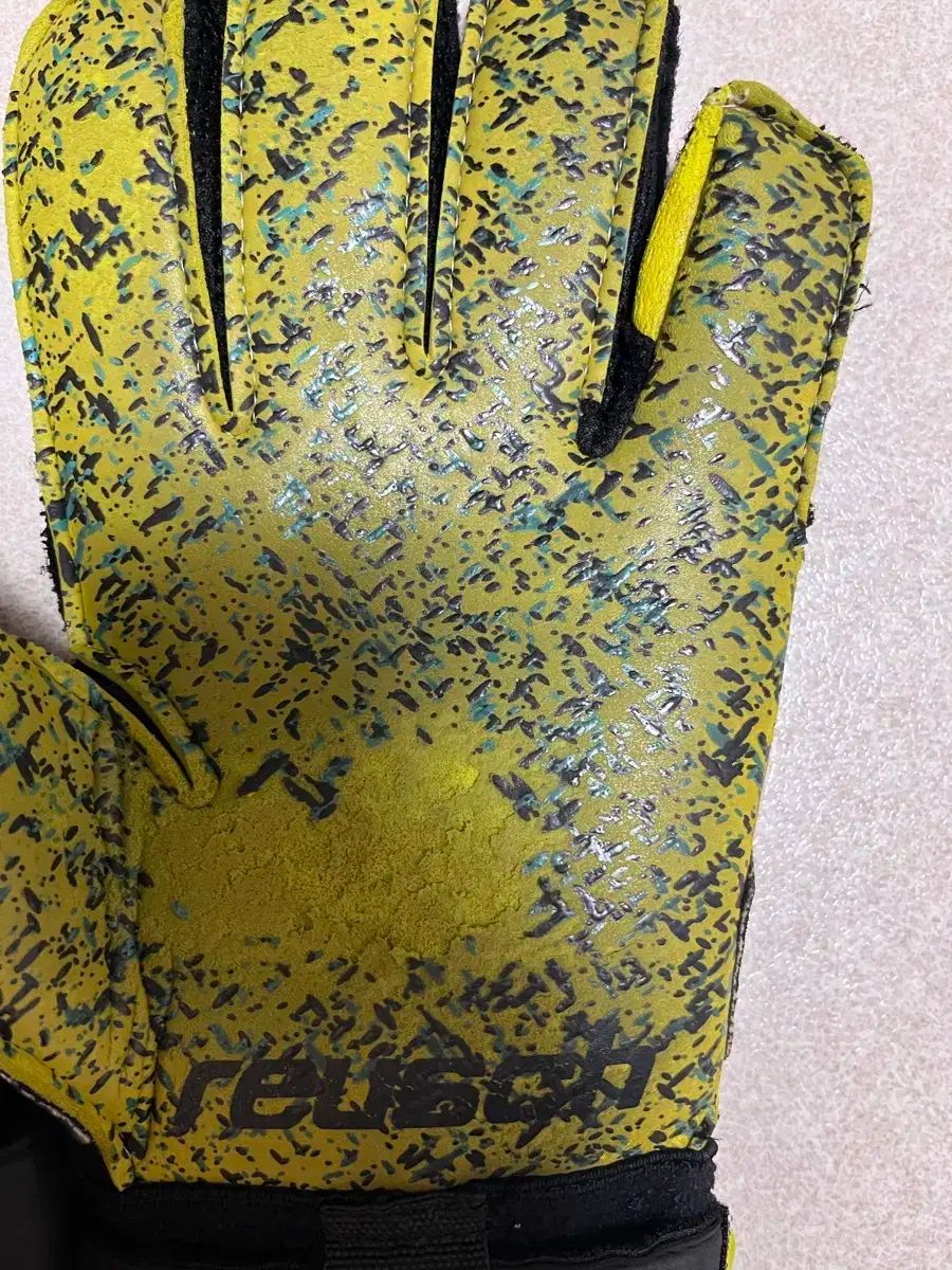 ゴールキーパー 手袋