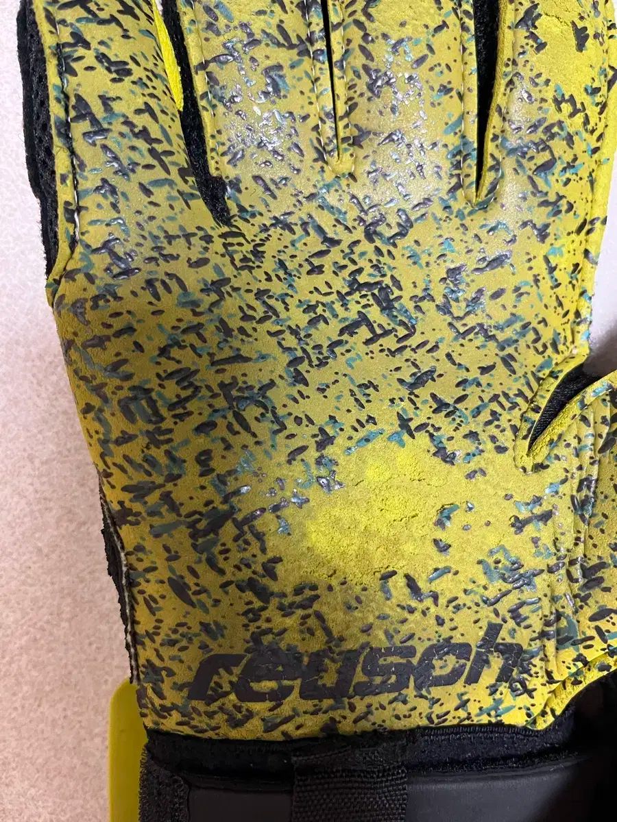 ゴールキーパー 手袋