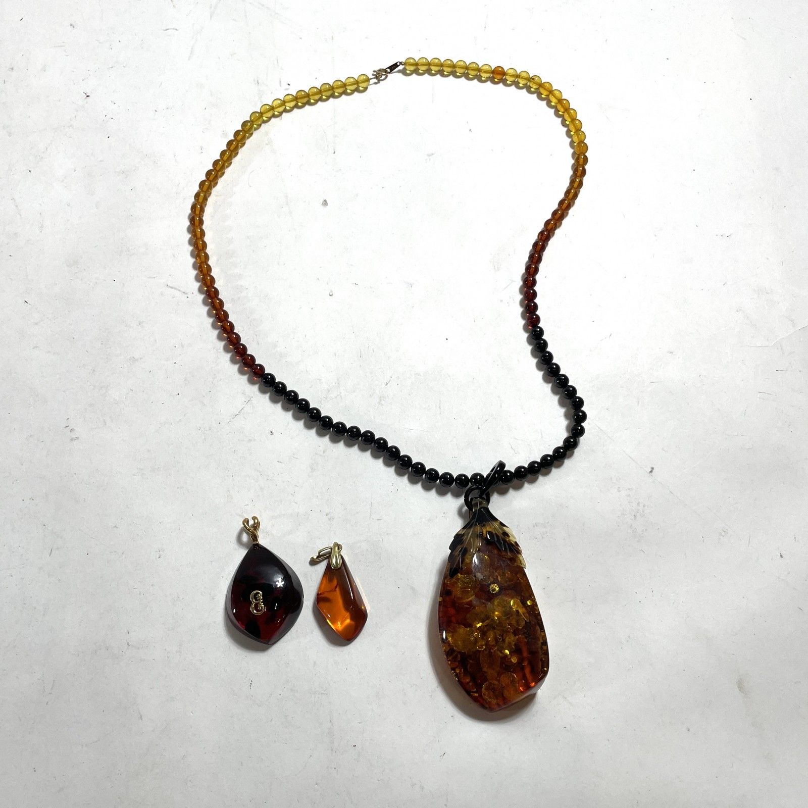 K18 835 20金 刻印 留め具 バチカン 天然石 ネックレス ペンダントトップ 3点 総重量53.8g 現状品 0.05kg