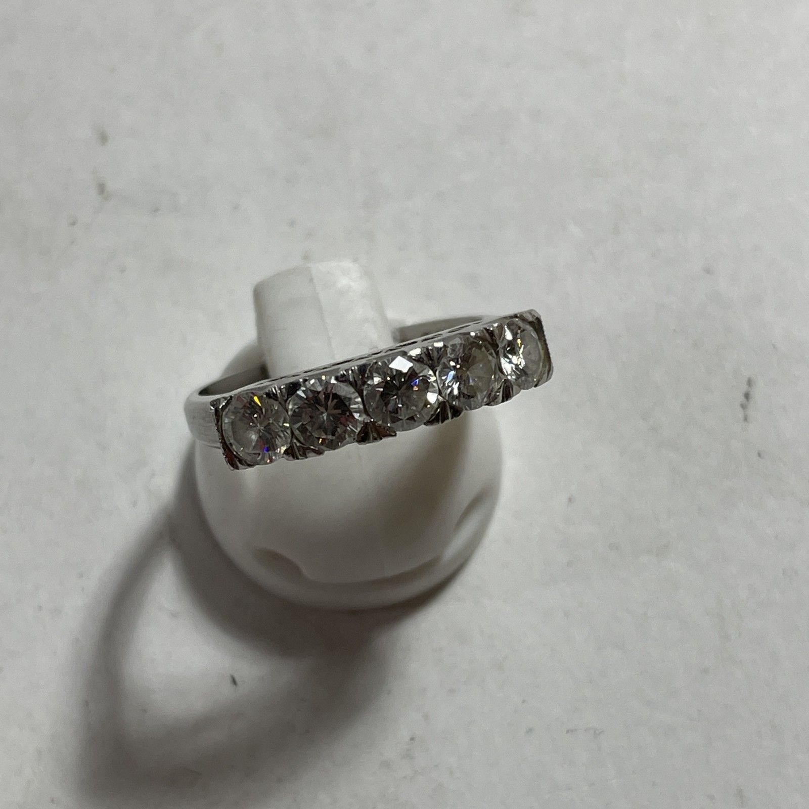 Pt 850刻印 プラチナ 石付きリング 13号 造幣局ホールマーク有 総重量5.46 g 0.005 kg