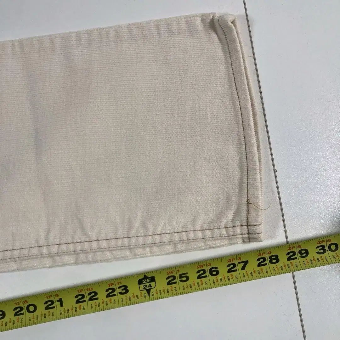 オレンジタブ LEVI