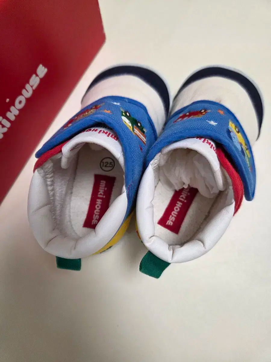 ミッキーハウス 初 ぷちぬい Girl サイズ プーさん 12.5