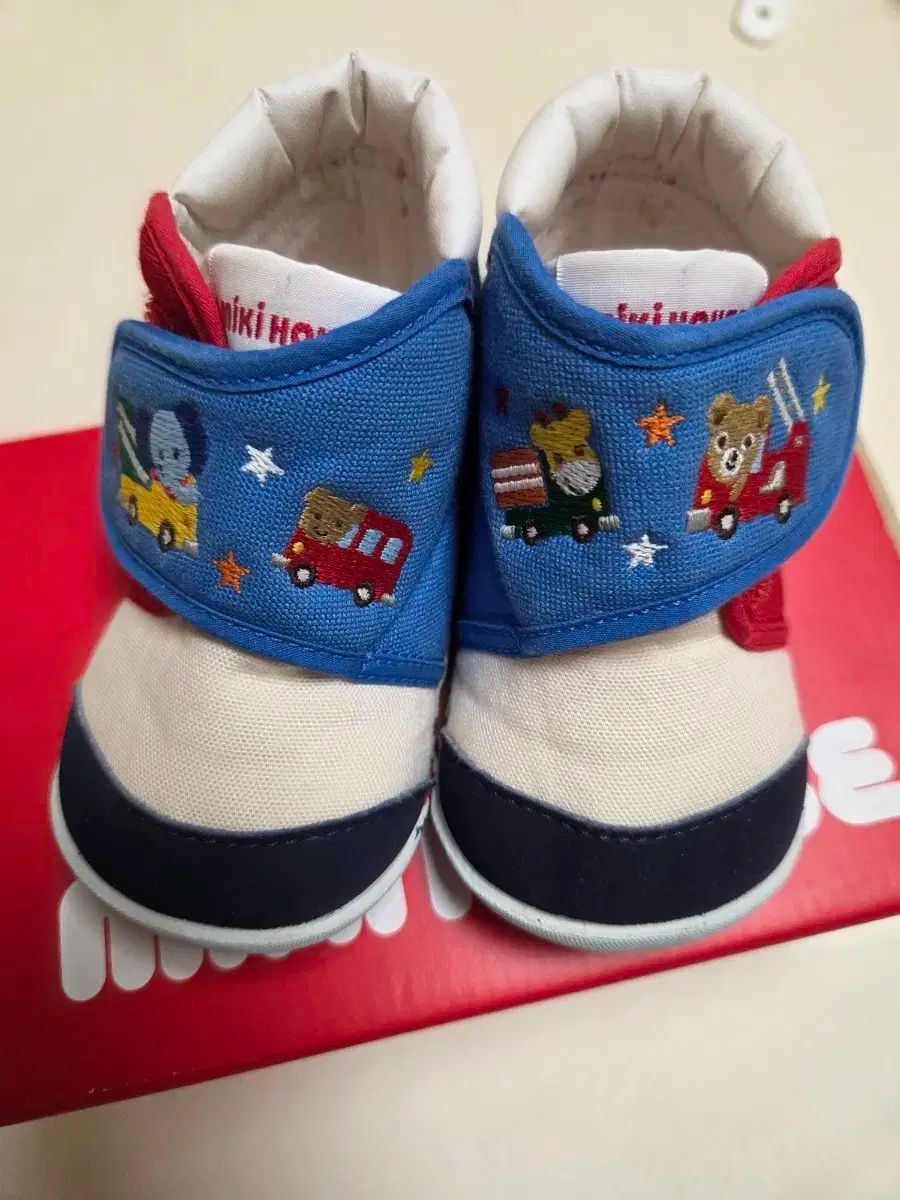 ミッキーハウス 初 ぷちぬい Girl サイズ プーさん 12 5