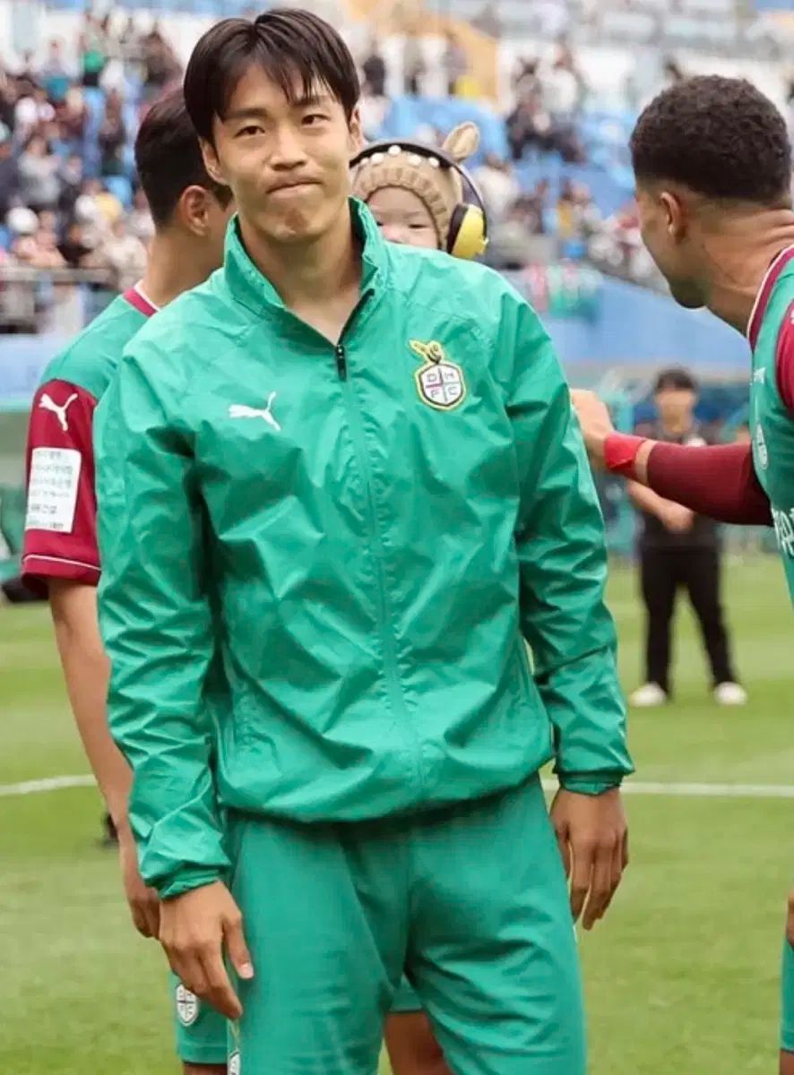 大田ハナシチズン ウィンドブレーカー M