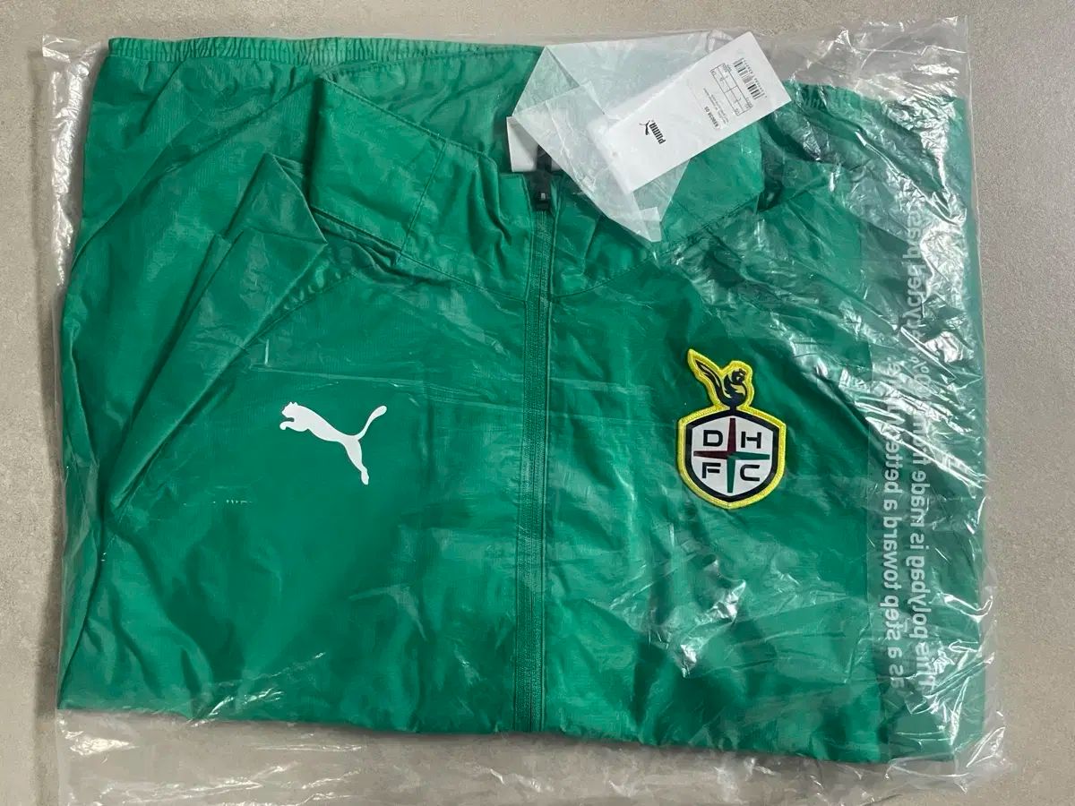 大田ハナシチズン ウィンドブレーカー M