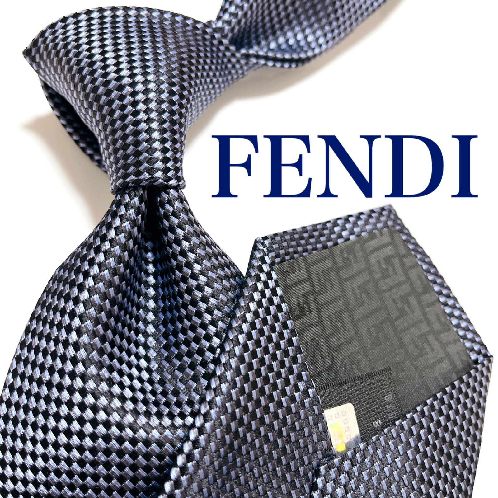 フェンディ ネクタイ ハイブランド ソリッドタイ 無地 光沢 紺色