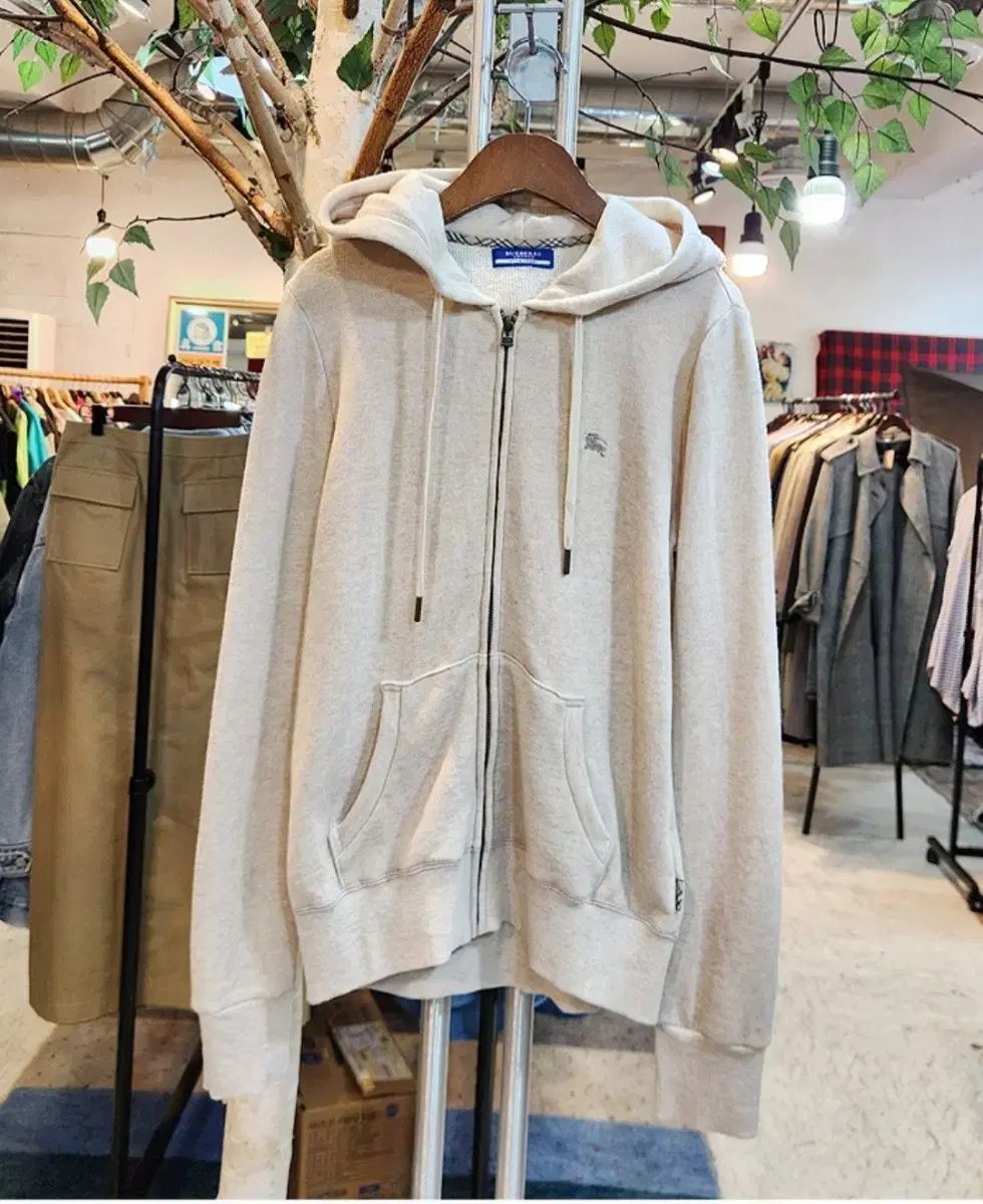 BURBERRY バーバリー ロンドン ブルーレーベル ベージュ フード ジップアップ