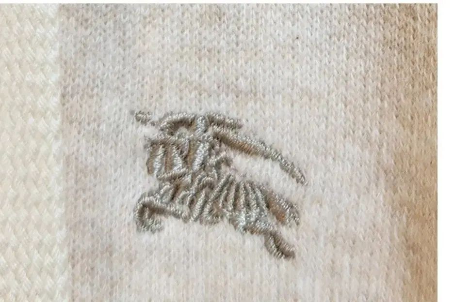 購入特典 BURBERRY バーバリー ロンドン ブルーレーベル ベージュ フード ジップアップ