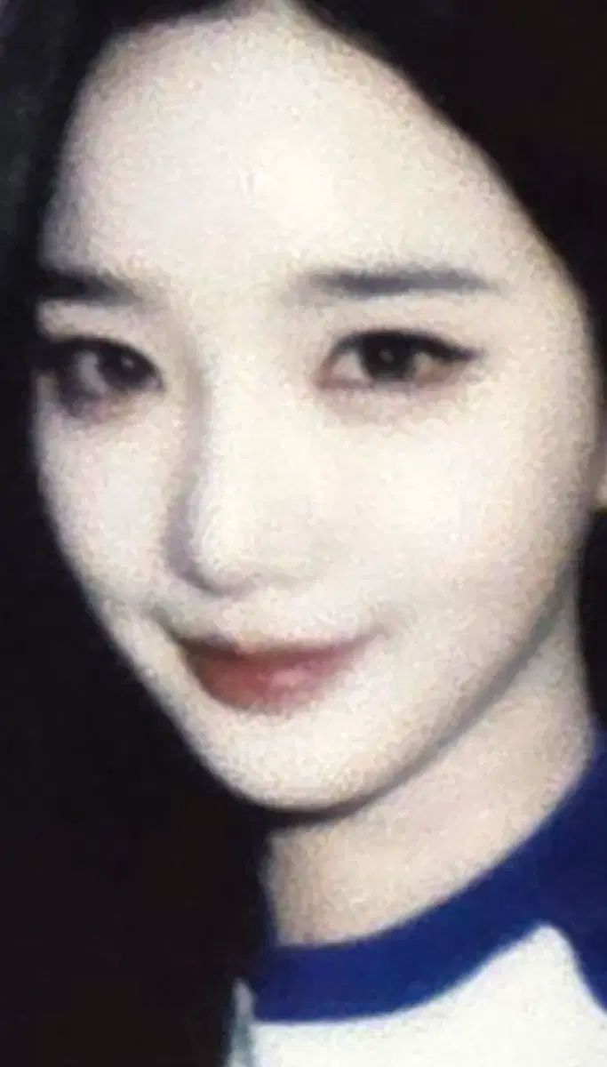 キム・ユヨン tripleS（トリプルエス）ユヨン サイン入り チェキ