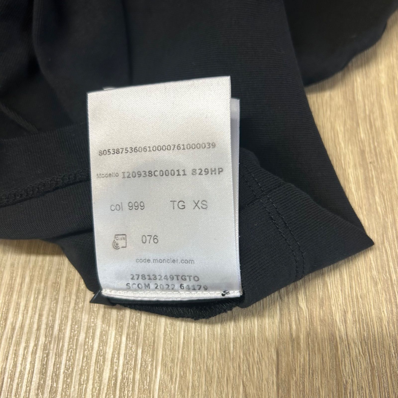 MONCLERモンクレール半袖Tシャツ黒xs