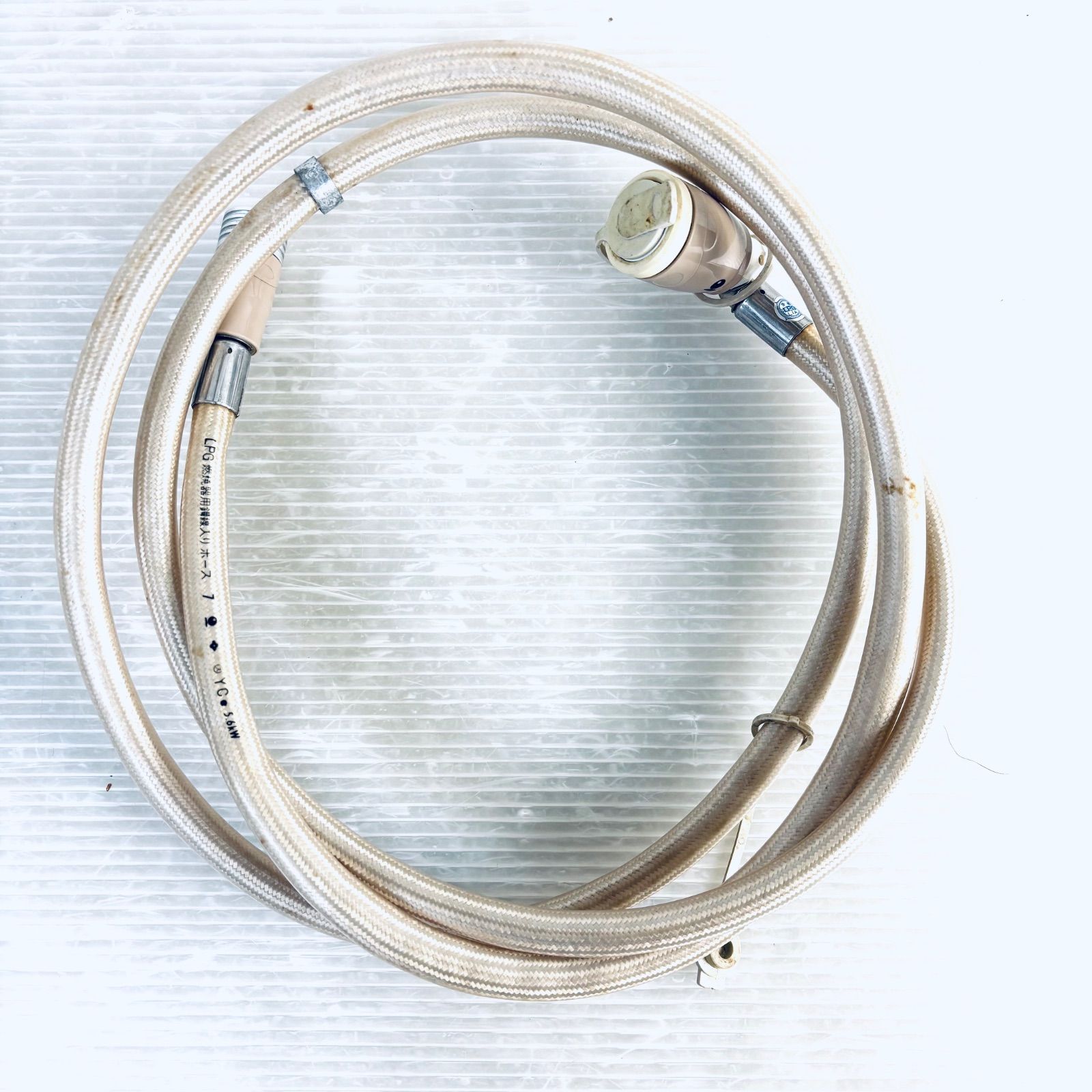 ノーリツ ガスファンヒーター GFH-2401S LPガス用 ホース付き - メルカリ