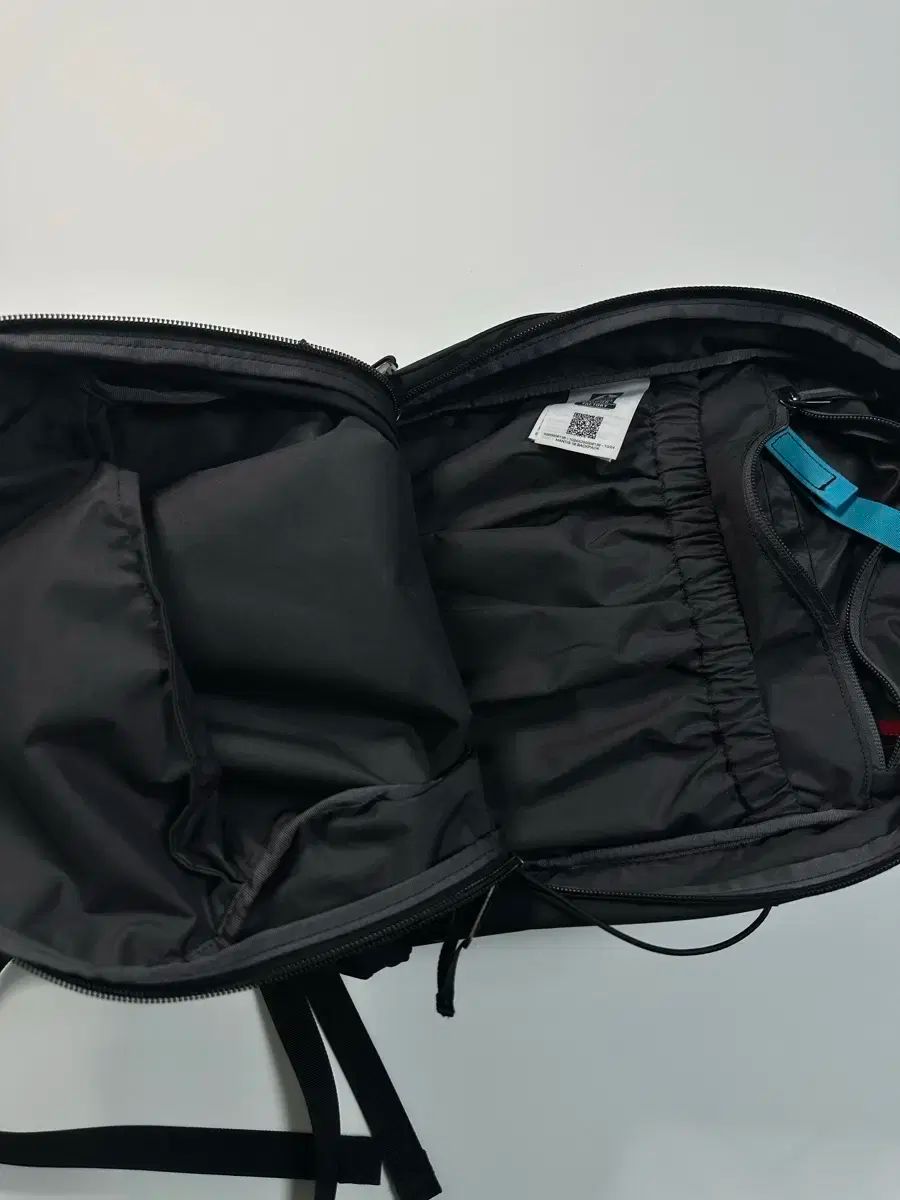 アークテリクス マンティス 16L ブラック OLIVEOS_COM_TR