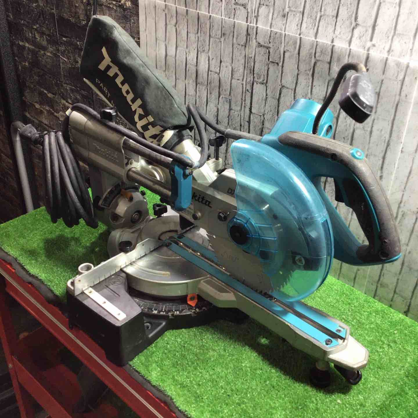 マキタ makita 卓上スライドマルノコ LS0612FL 川口店