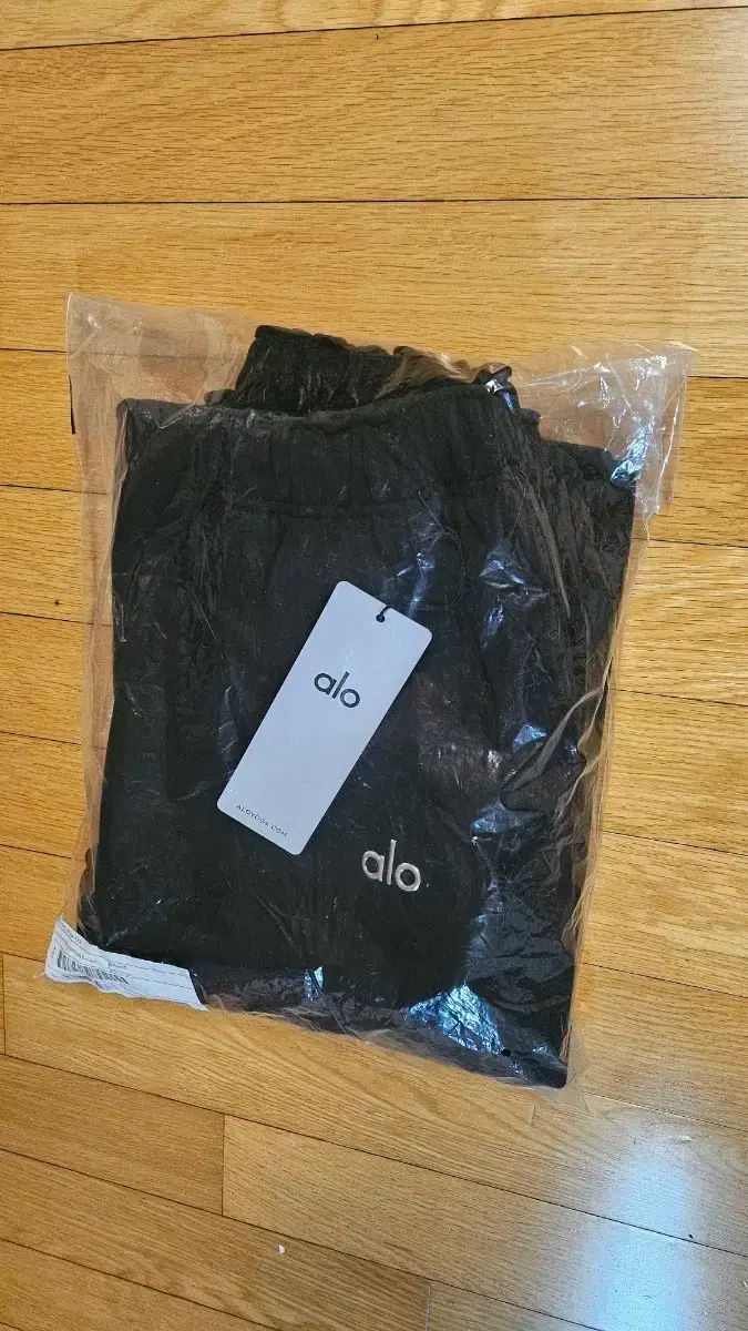 安価 アロイ alo アコレイ ストレート ブラック スウェットパンツ