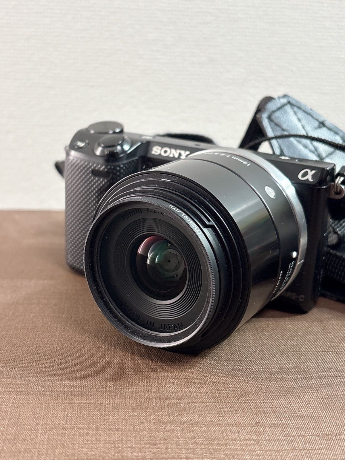 NEX 5