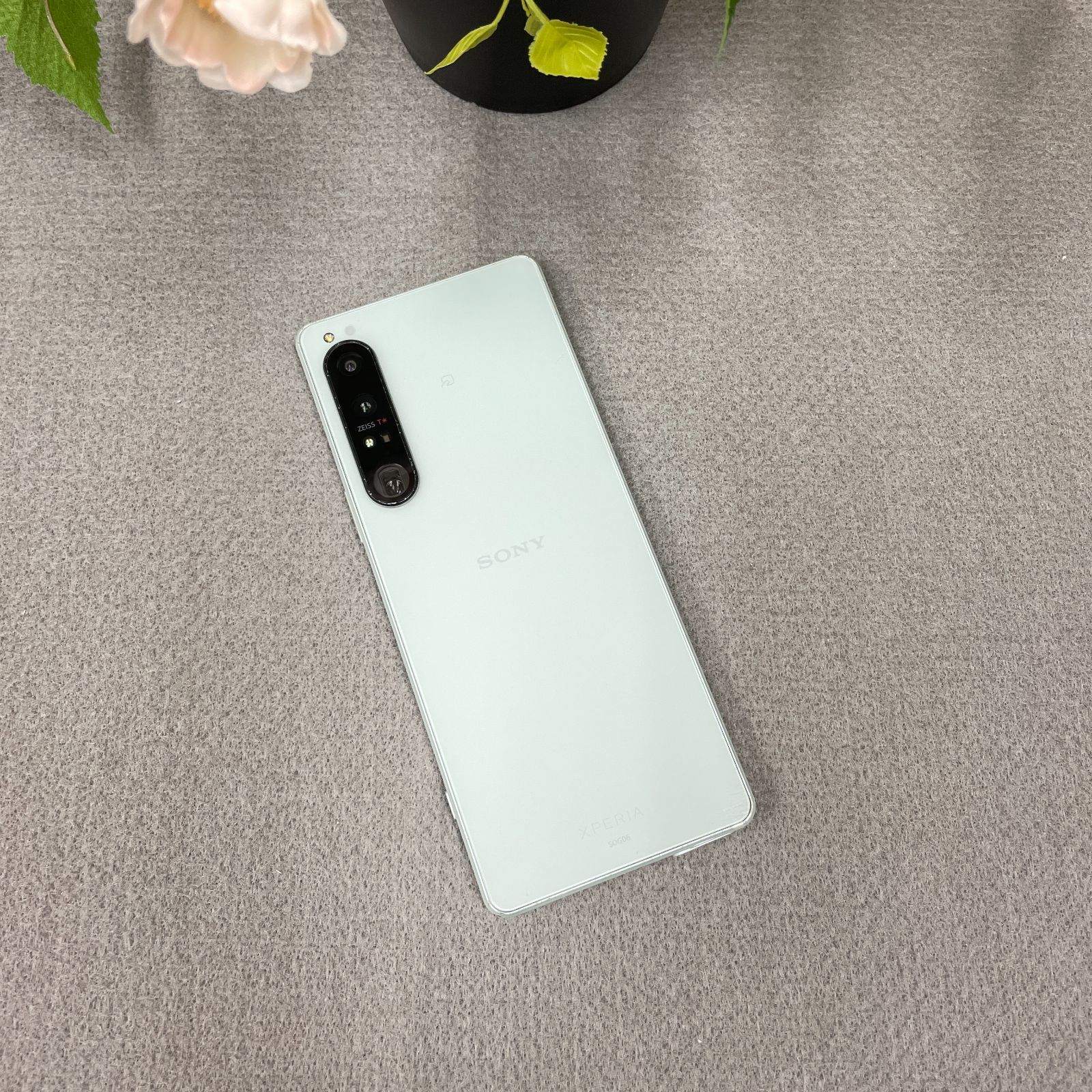 SOG06 Xperia 1 IV 256GB アイスホワイト 国内版SIMフリー 送料無料 
