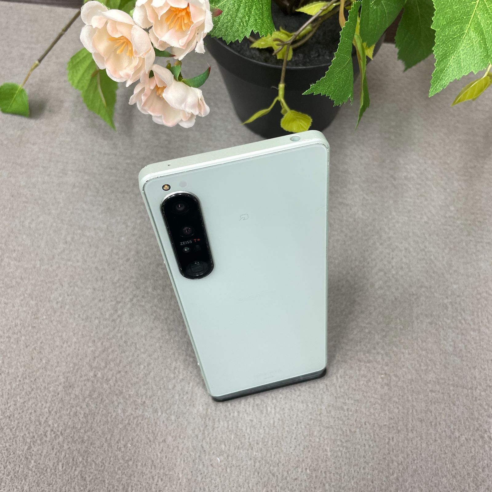 SOG06 Xperia 1 IV 256GB アイスホワイト 国内版SIMフリー 送料無料 