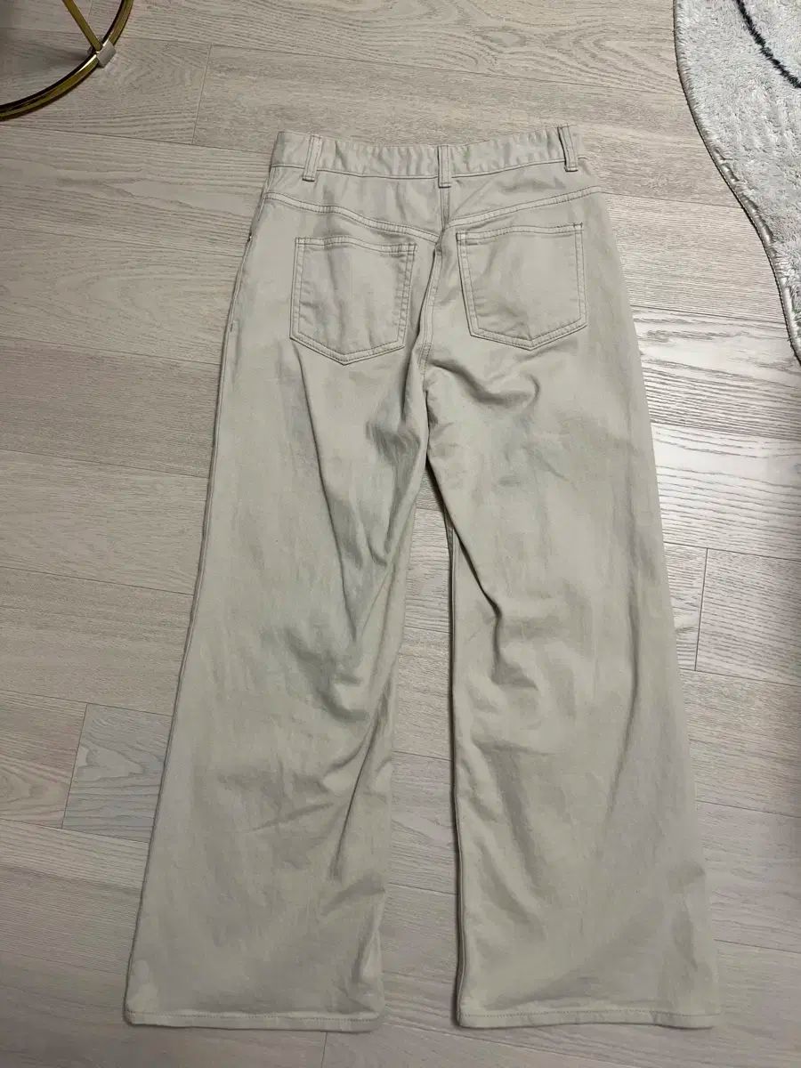 タイム ストレートデニム アイボリー