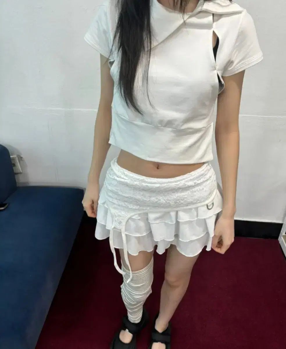 エルフィー エルフィー エルフィー ブルーアーカイブ レース ガータ フリル スカート アイボリー