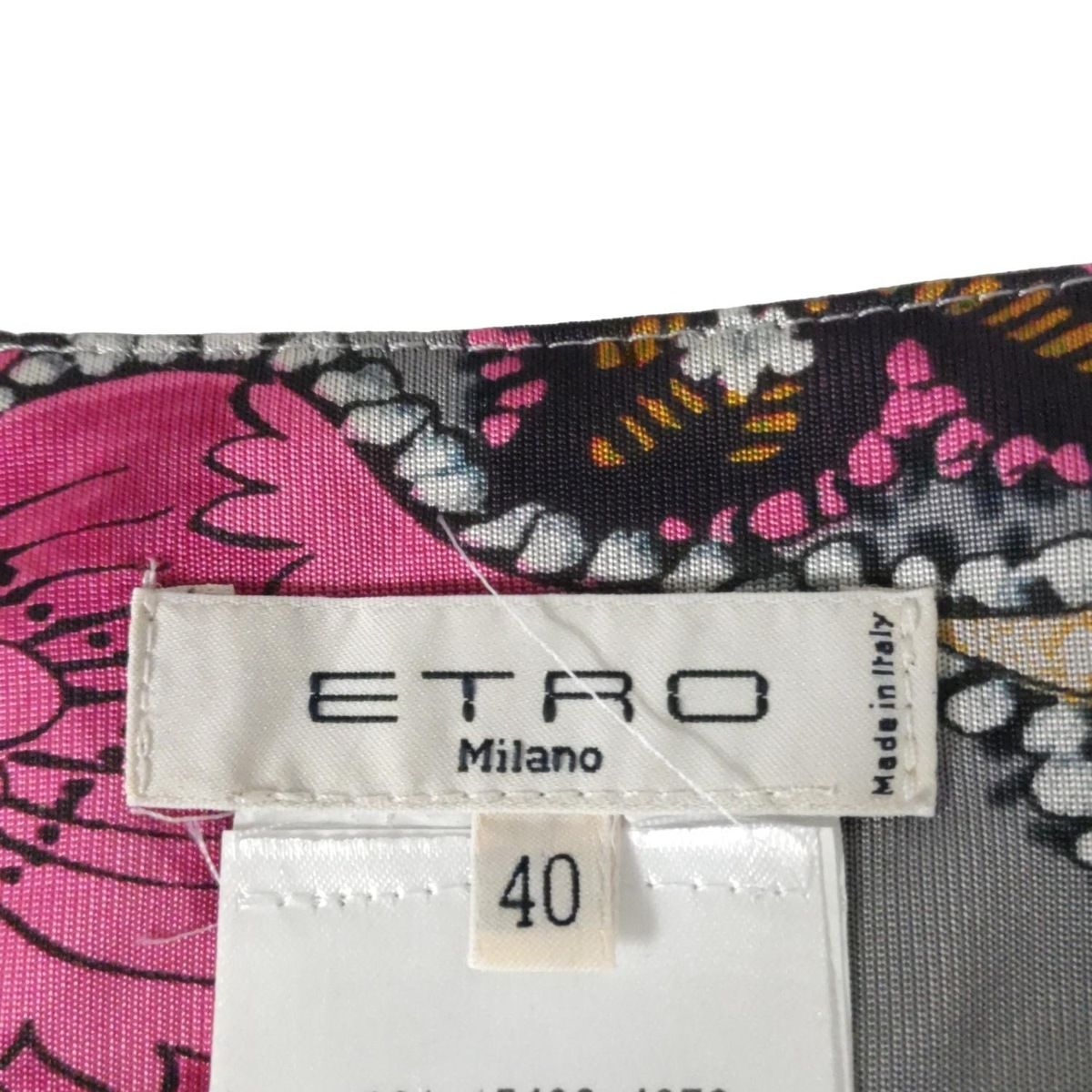 未使用 タグ付き ETRO エトロ 花柄 膝丈スカート ETRO(エトロ) スカート サイズ40 M レディース美品 - グレー×ピンク