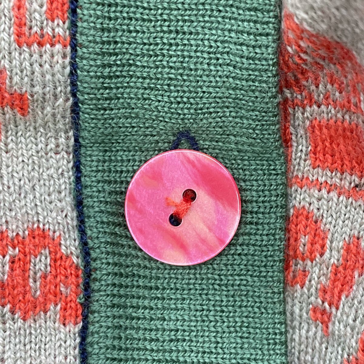 ぶたさん柄 ﾆｯﾄｼﾞｬｹｯﾄ