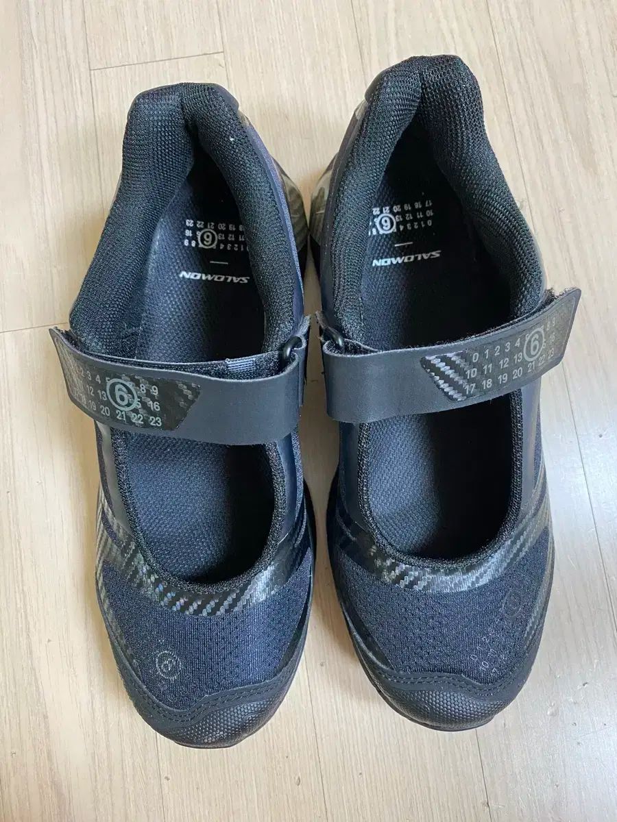 SALOMON Maison Margiela MARY JANE 245