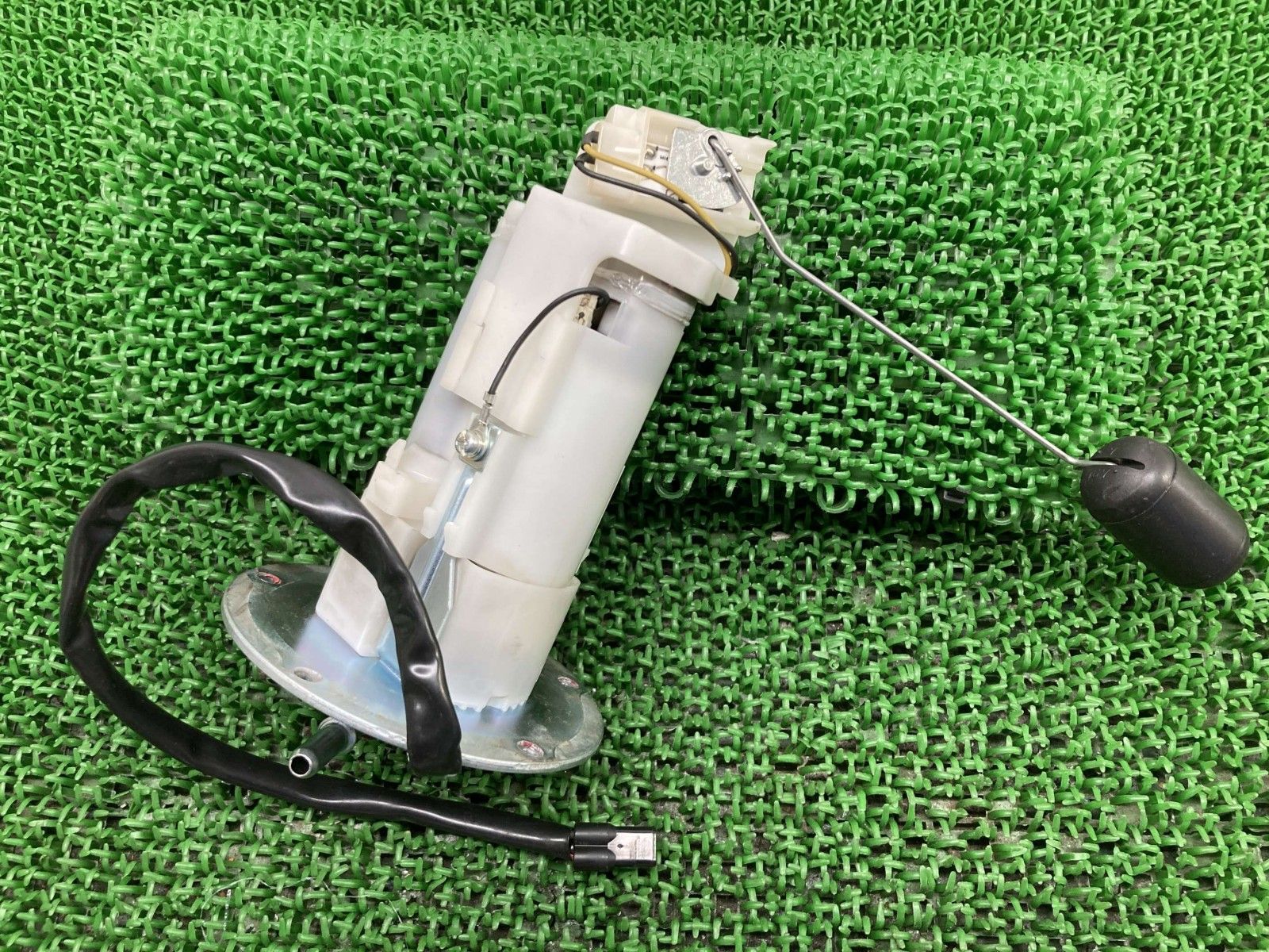 ZX 25 R フューエルポンプ 49040 0788 カワサキ 250 E フューエルセンサー 燃料ポンプ 機能的問題なし 品 Mb