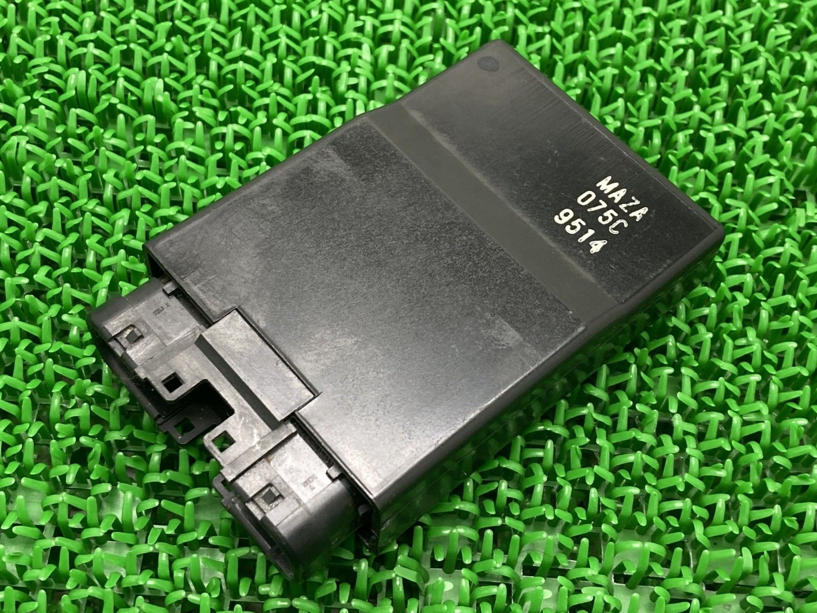 VT250F イグナイター ホンダ 純正 中古 バイク 部品 CDI MC08 KM3