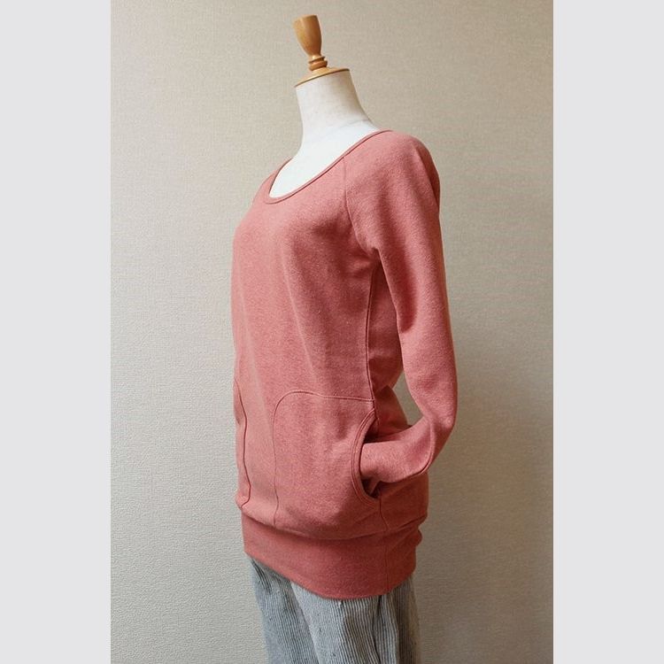 コーラルピンク