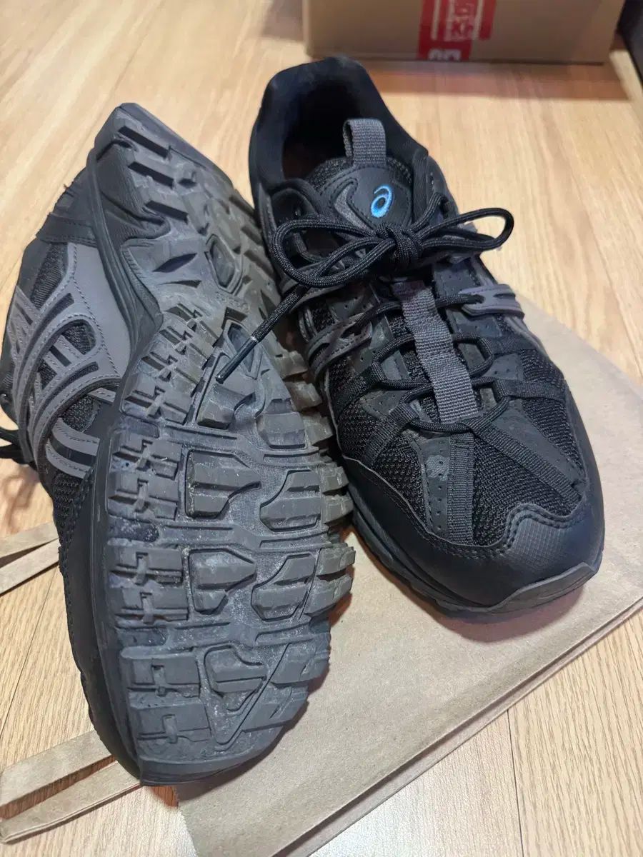  アシックス ゲルソノマ 15 50 280 登山靴 トレッキングシューズ アウトドアシューズ