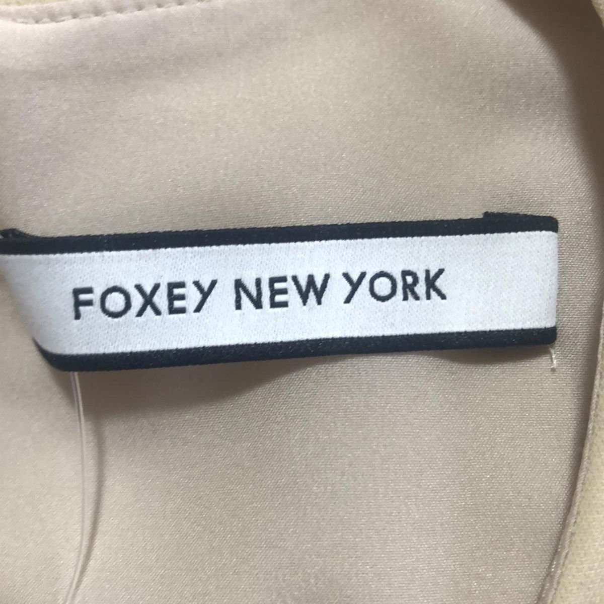  FOXEY YORK フォクシーニューヨーク ワンピース サイズ40 M レディース - 38306 ベージュ その他 襟 長袖 ひざ丈 その他 ワンピース
